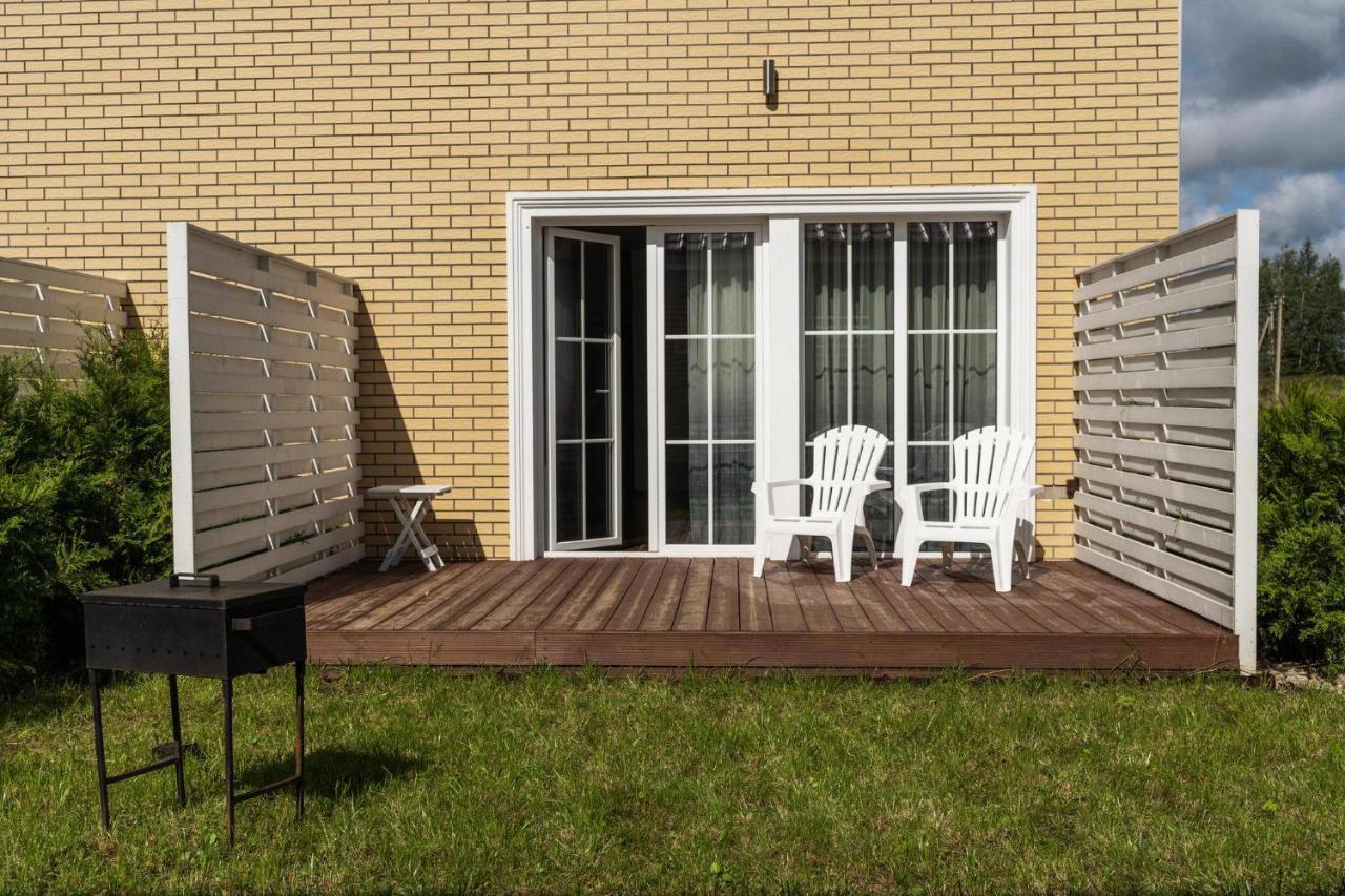 1 House Between Two Lakes VNO Exterior foto